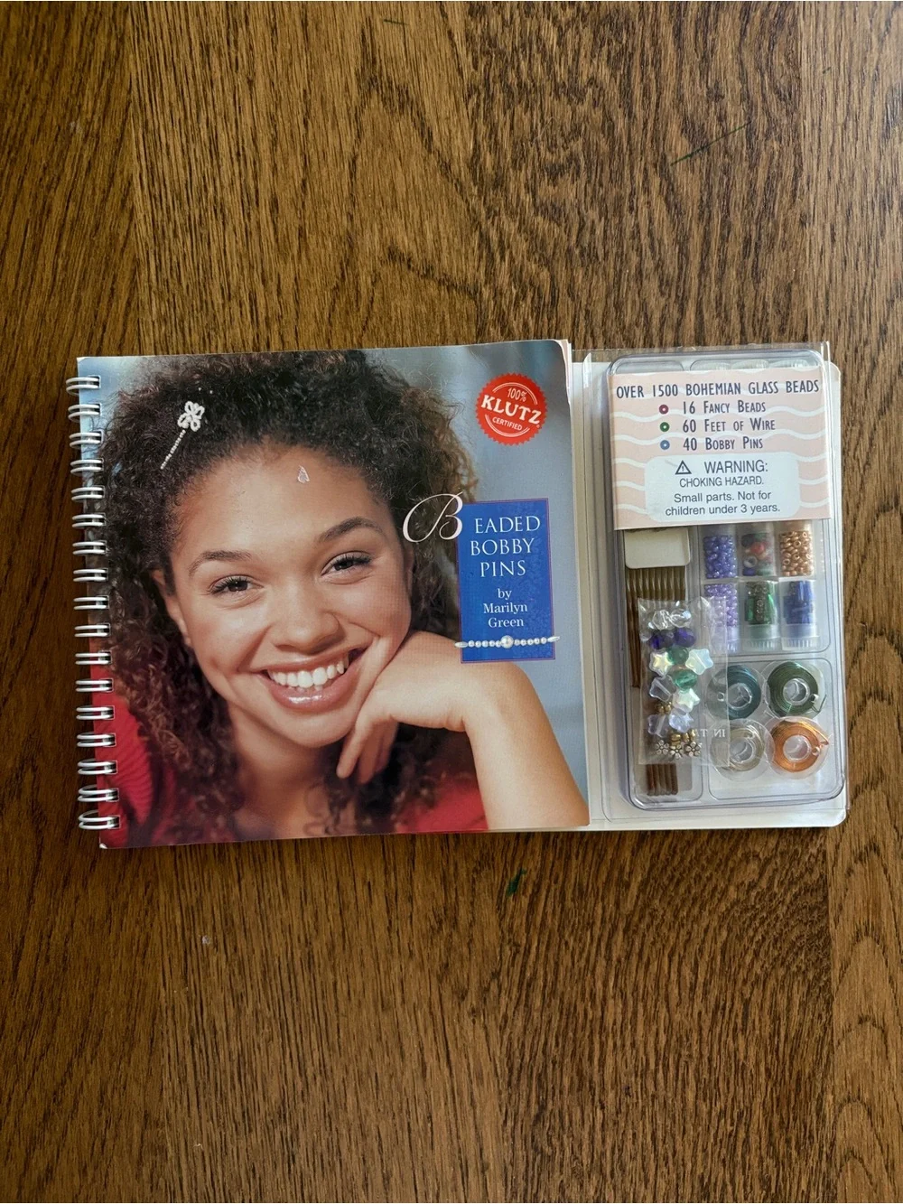 New Klutz Beaded Bobby Pins Hair Craft Kit w Instructions Beads Wire DIY 1999
